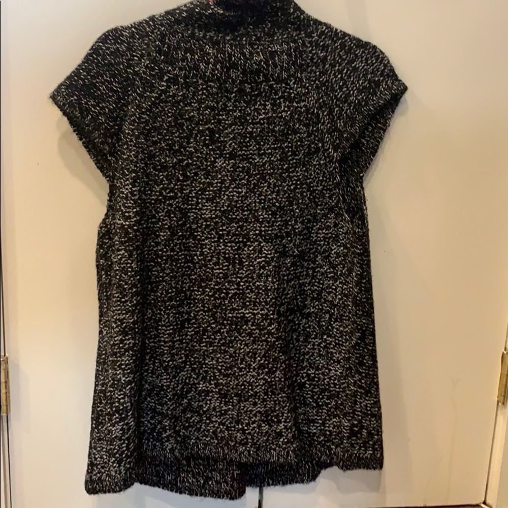 Cap Sleeve Sweater - Picture 6 of 6